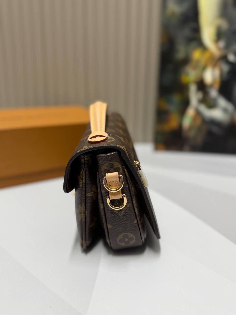 сумка pochette metis east west louis vuitton,louis vuitton сумка,женская сумка louis vuitton,сумка louis vuitton pochette metis east west коричневая,женская сумка на плечо louis vuitton