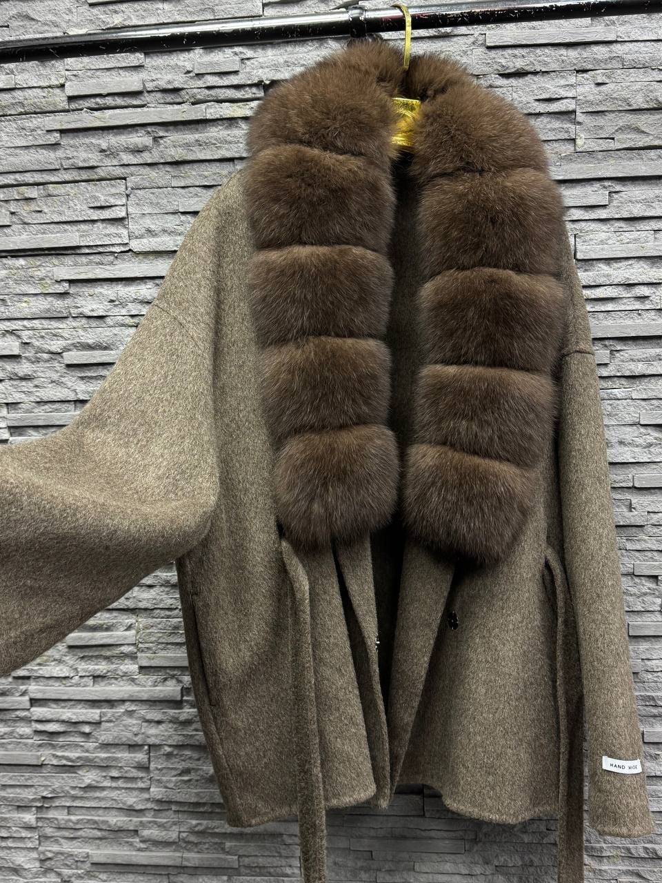 женское пальто кашемир с натуральным мехом песца,кашемировое пальто с мехом песца,пальто с натуральным мехом,женское пальто с песцом кашемировой,пальто с соболем