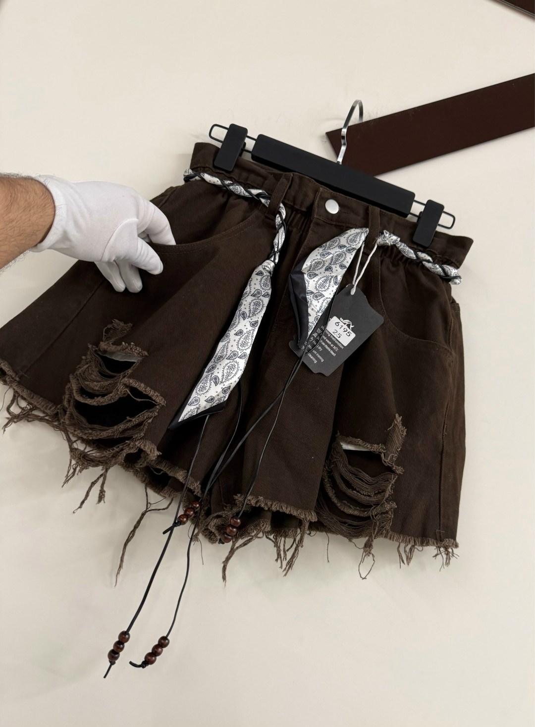 коричневые джинсовые шорты,шорты женские,женские джинсовые шорты,джинсовые шорты,шорты карго женские