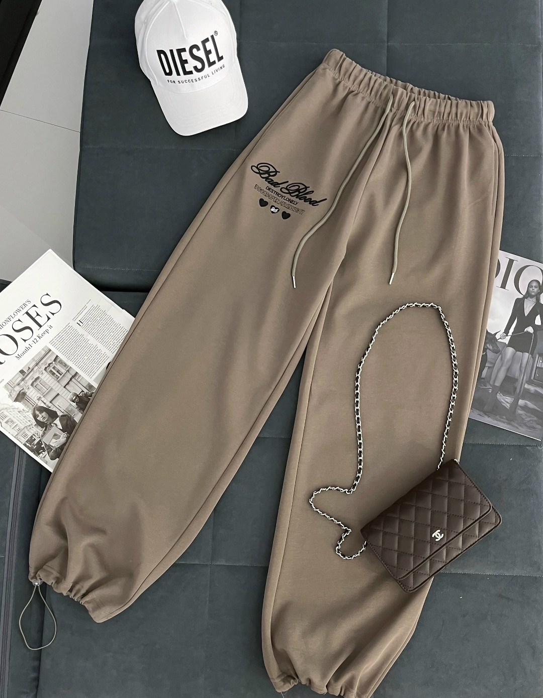 розовые брюки,брюки спортивные,штаны розовые,женские спортивные брюки,широкие брюки