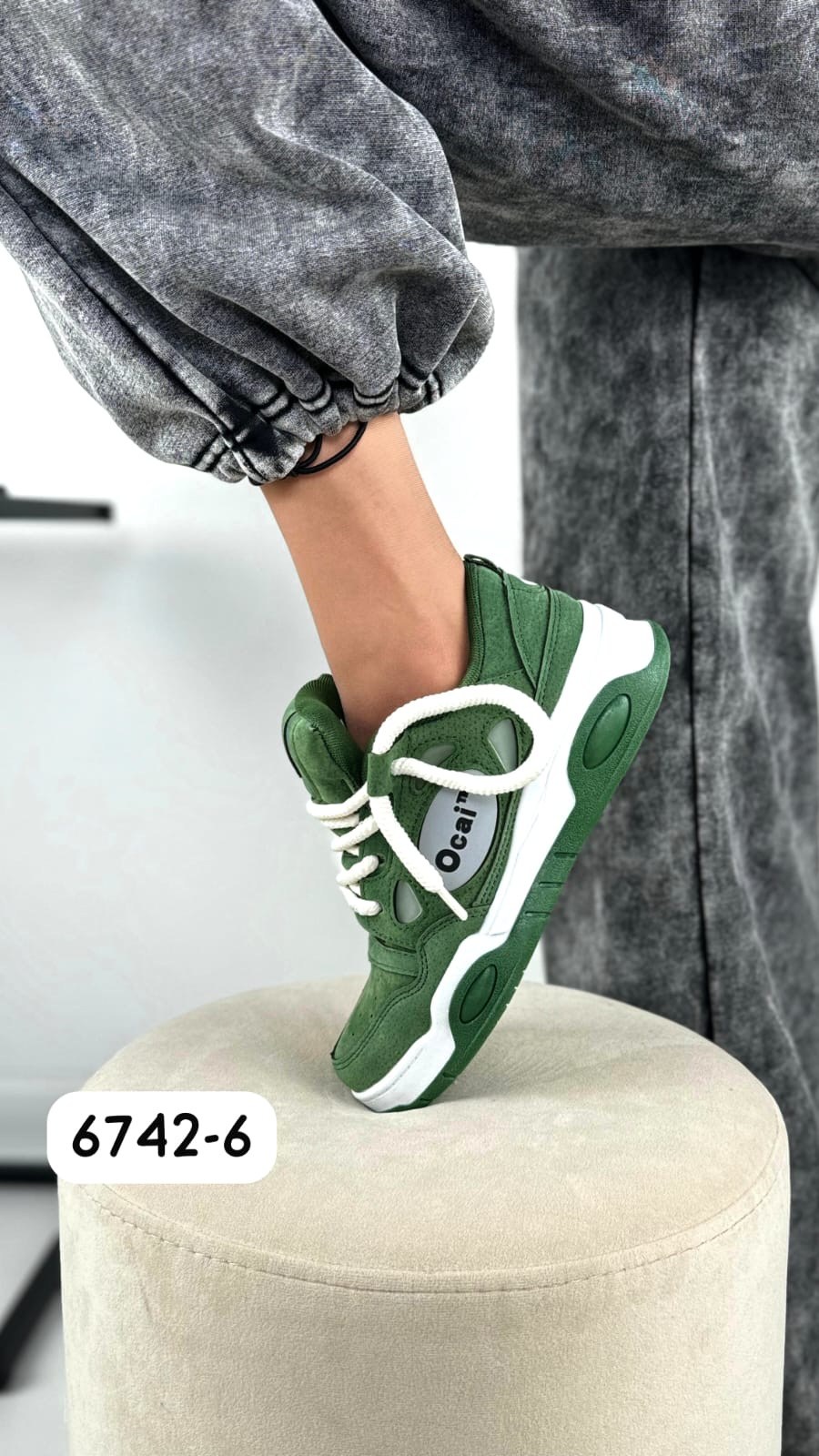 кроссовки женскиe,кроссовки,кроссовки эко,кроссовка,спортивная