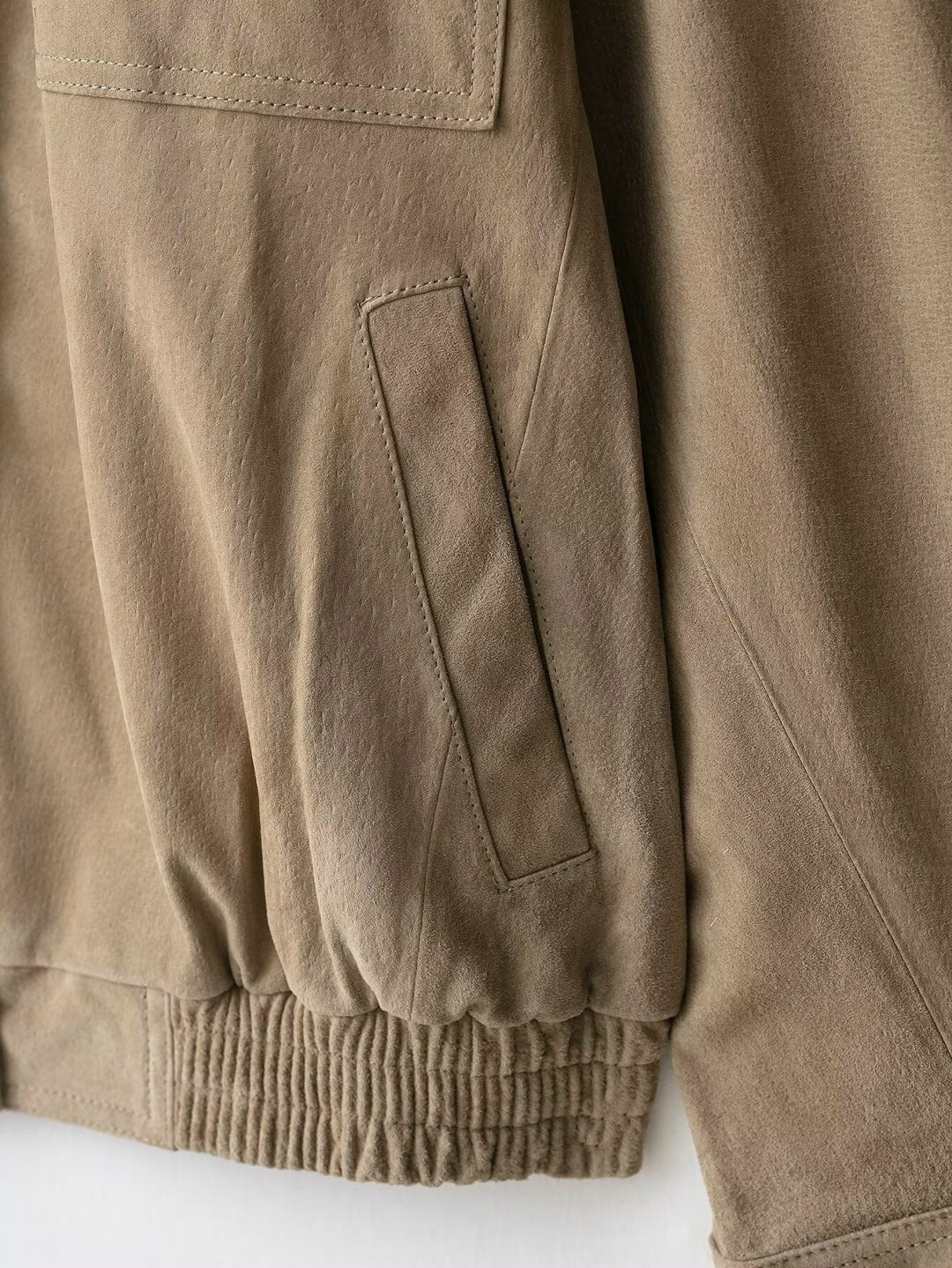 замшевая куртка,повседневная куртка,куртка модная,женская замшевая куртка,куртка из замши