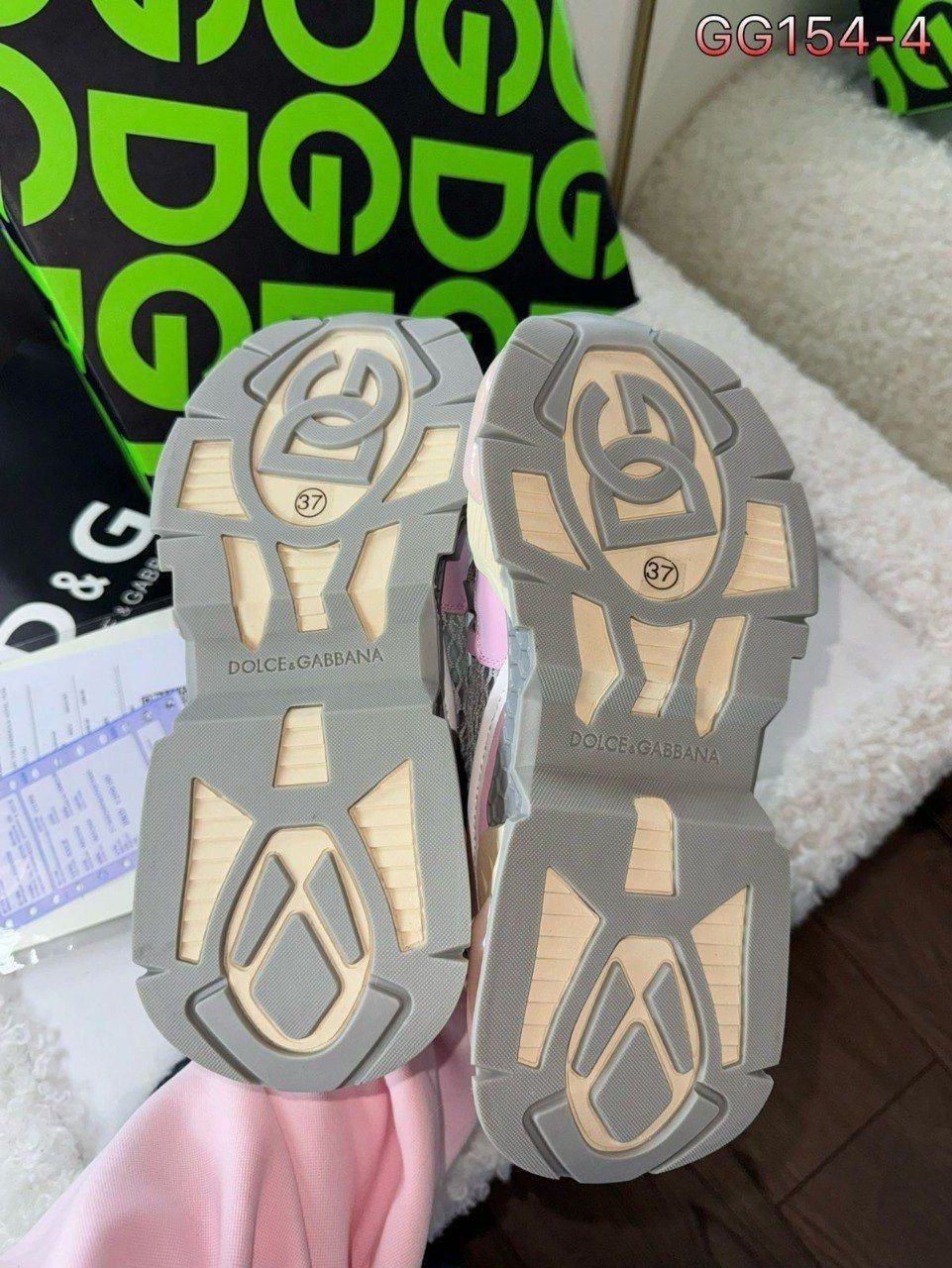 женские кроссовки,кроссовки,кроссовки женские dolce gabbana,кроссовки dolce gabbana,кроссовки модные