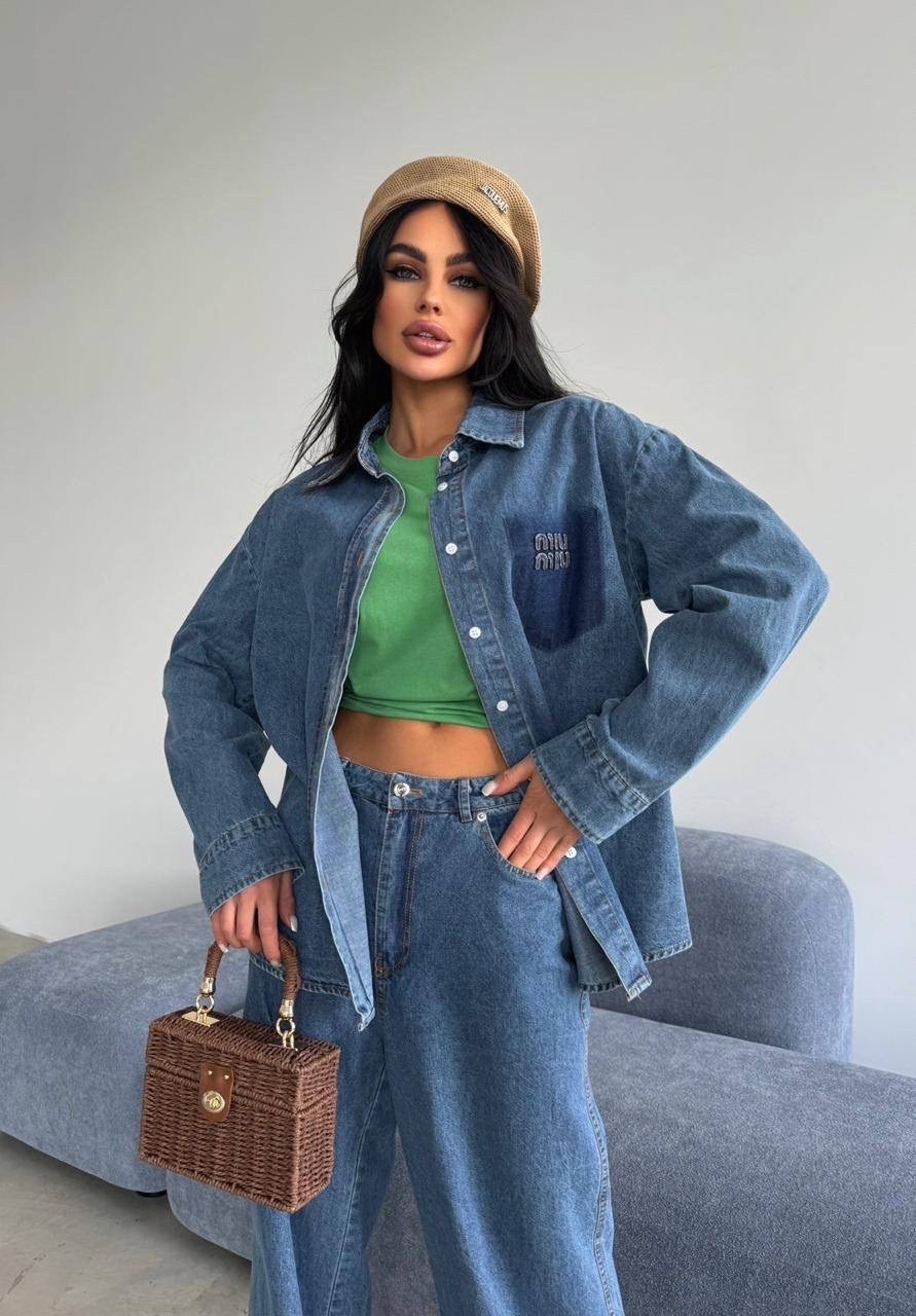 джинсы широкий,джинсы модные,джинсовая куртка,джинсовые костюмы