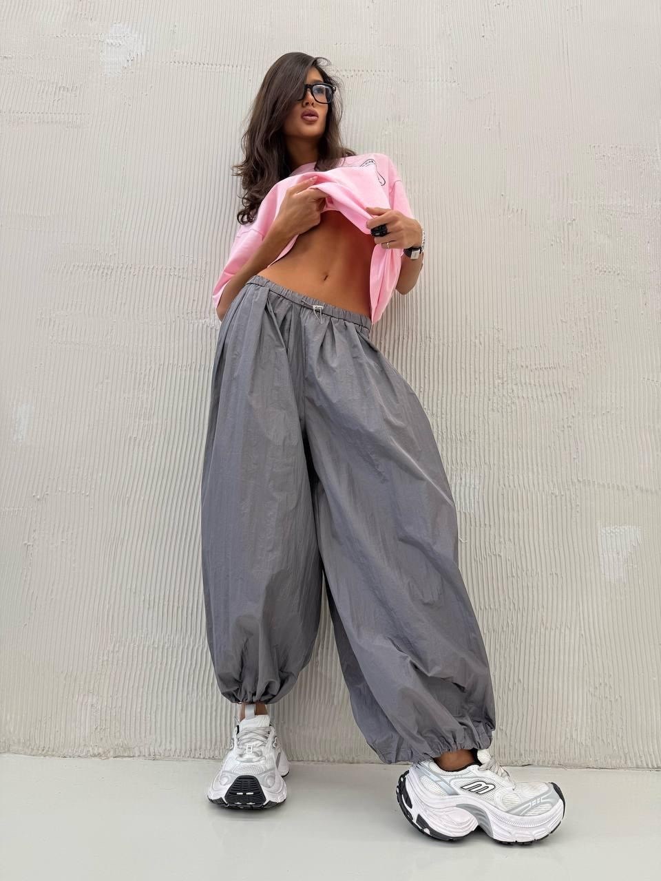 широкие брюки,широкие штаны,штаны свободные,широкие брюки карго,брюки с широкими штанинами