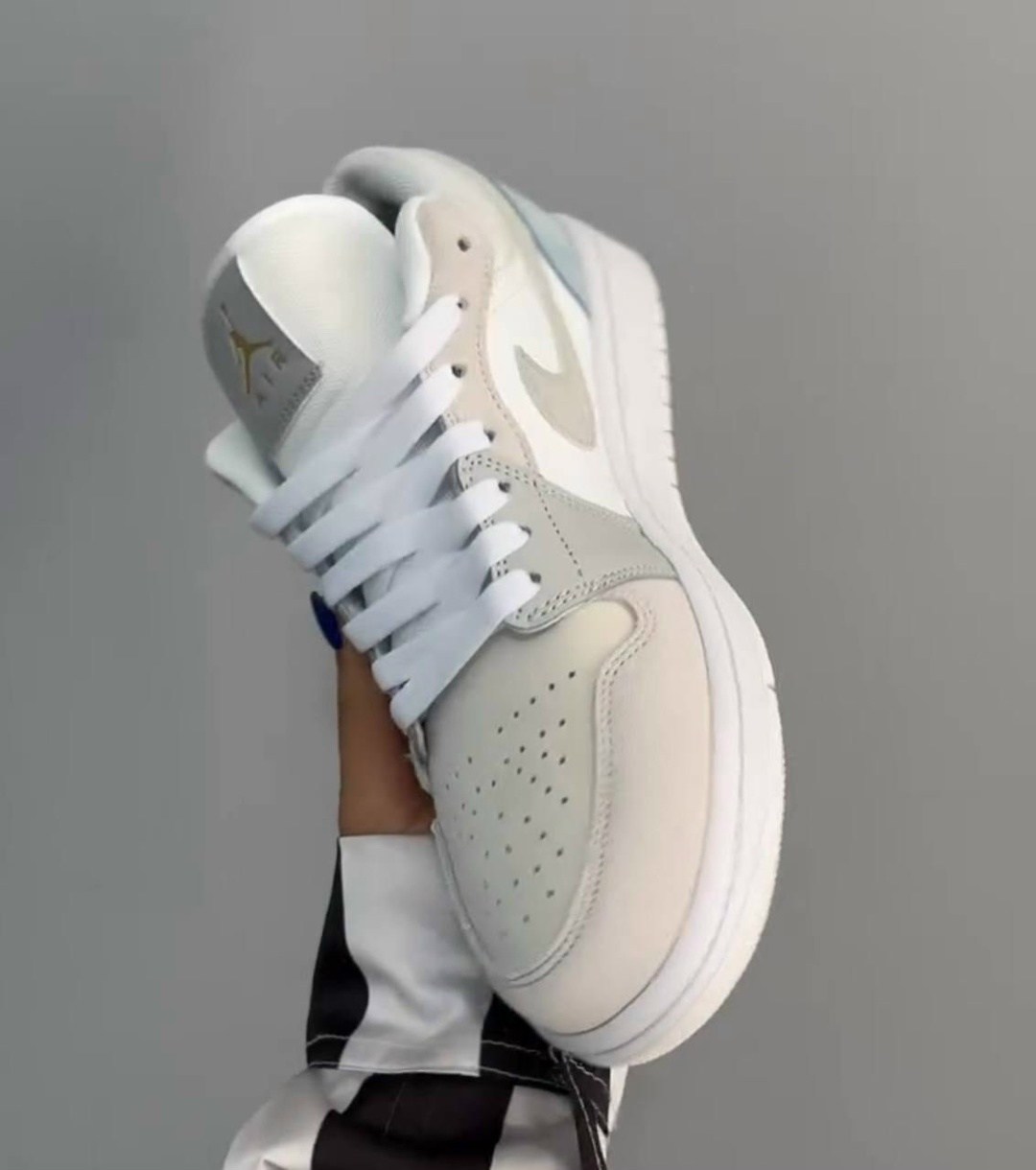 nike air jordan 1 low paris,nike air jordan 1 low,кроссовки женские nike air jordan 1,кроссовки nike air jordan 1 low paris,найк кроссовки джордан 1 лоу