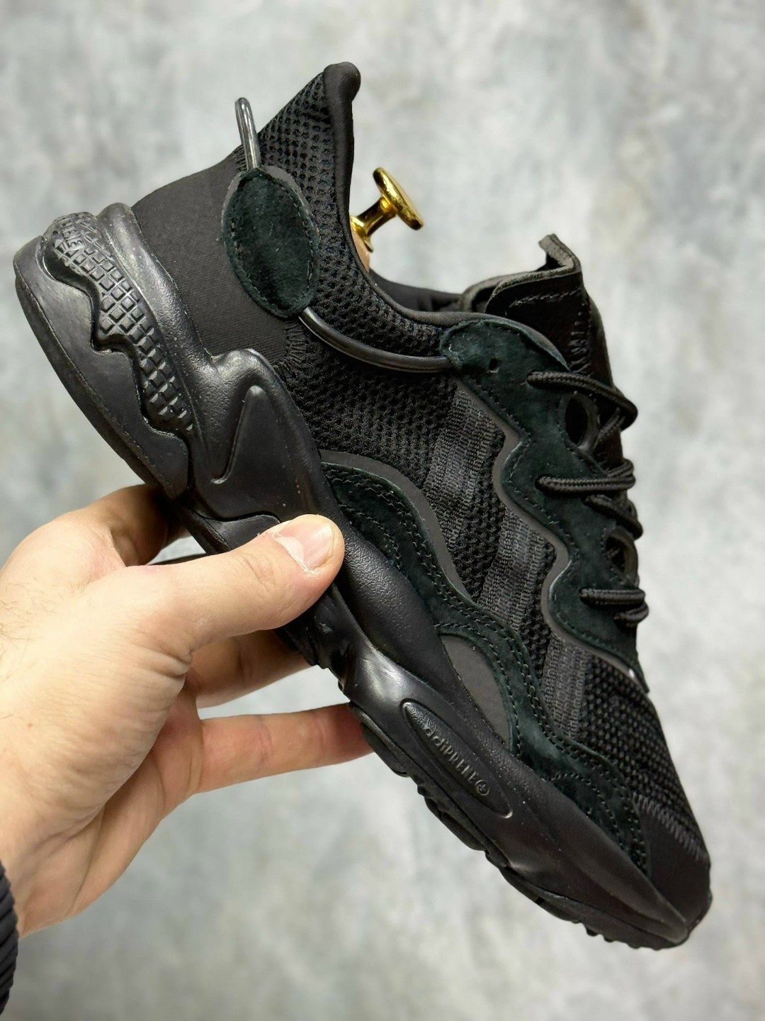 мужские кроссовки adidas ozweego,кроссовки adidas ozweego,кроссовки мужские adidas ozweego core black/grey five,кроссовки adidas originals ozweego,adidas originals ozweego