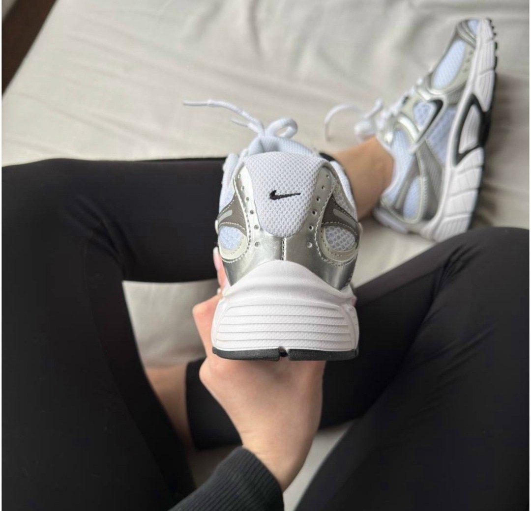 кроссовки nike,кроссовки женские nike,кроссовки найк,спортивные кроссовки,кроссовки nike v5 rnr