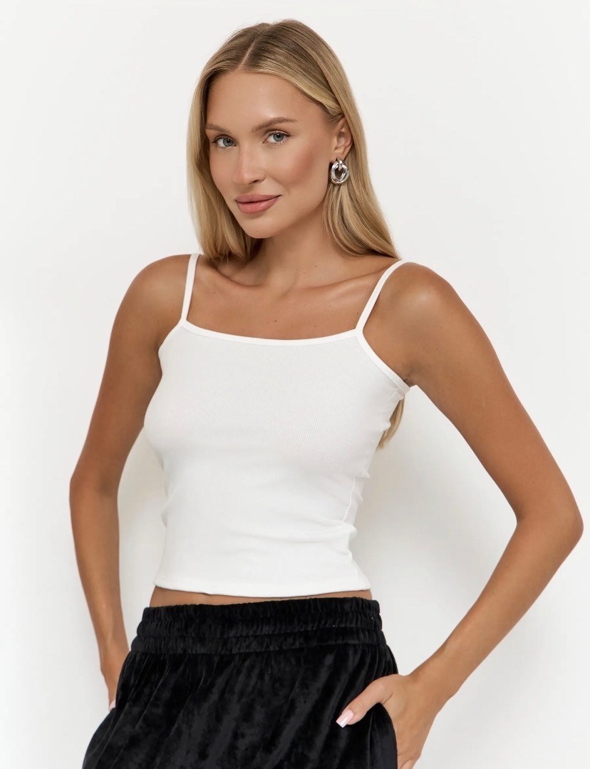 топ в рубчик на бретелях mirex style,женский кроп-топ из вискозы happyfox,майка базовая,топ женский,облегающая маечка