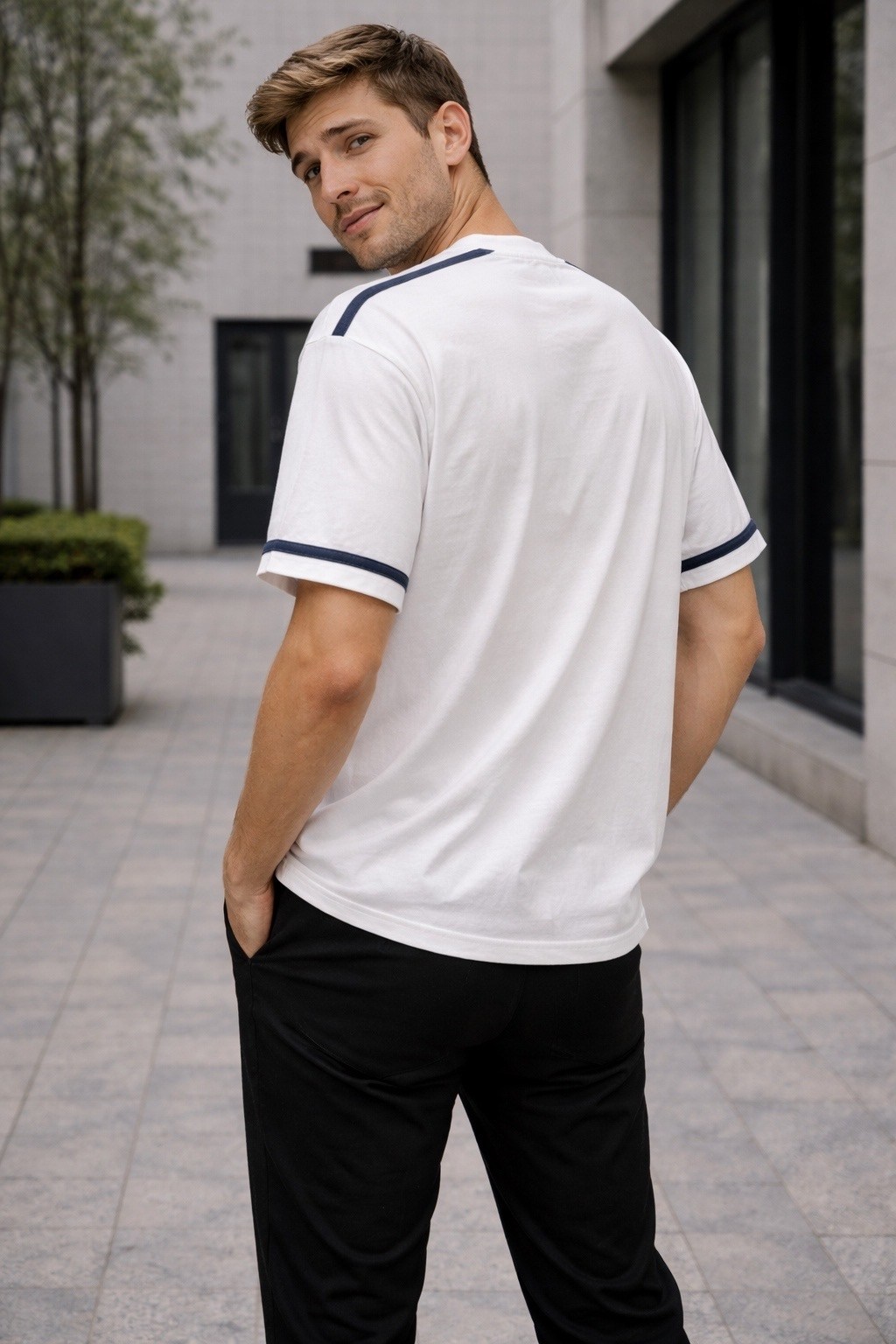 футболка dolce gabbana,дольче габбана милано футболка,белая оверсайз футболка dolce&gabbana,dolce gabbana dolce,dolce gabbana мужские