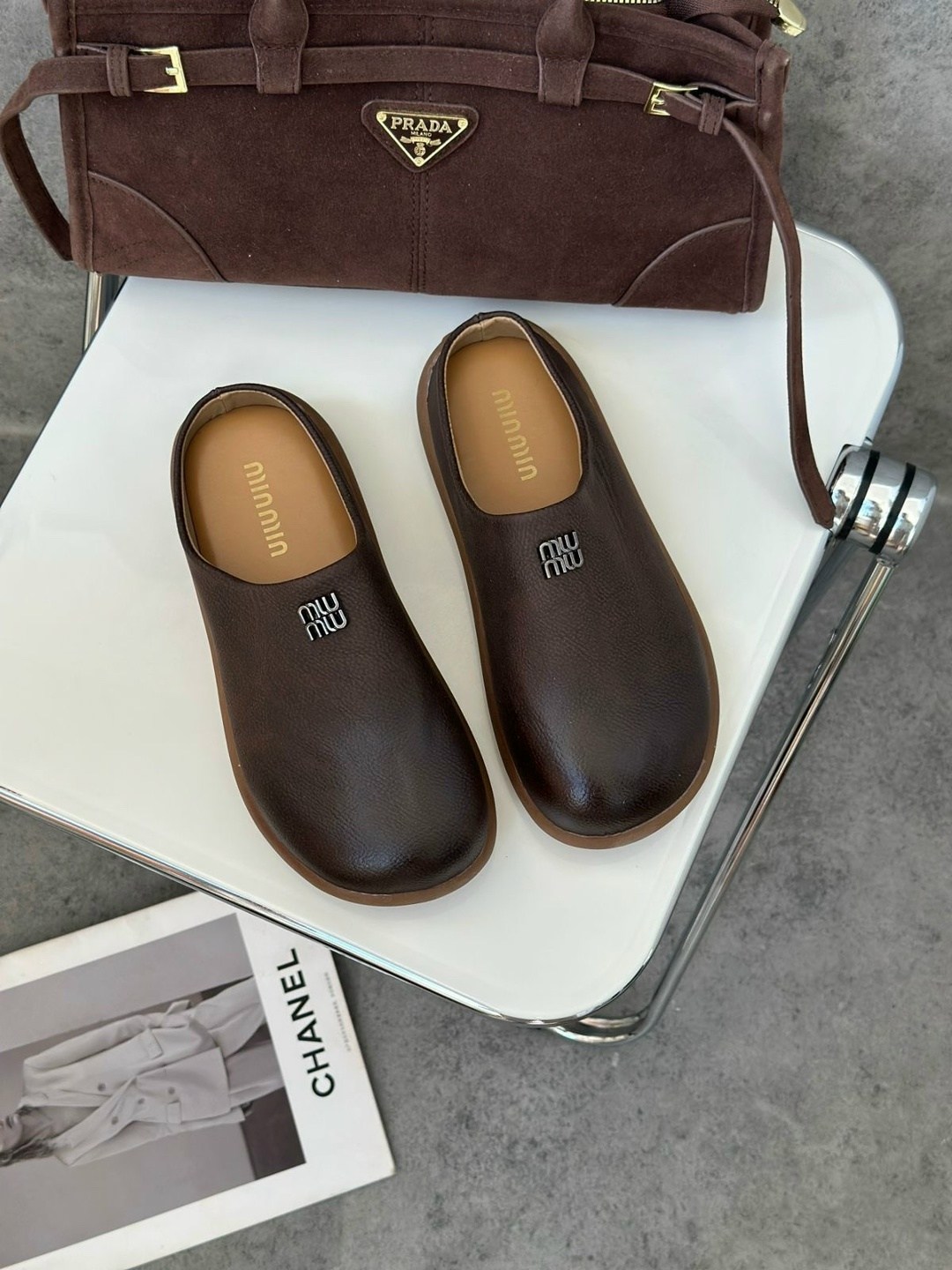 ,шлепанцы женские,модные шлепанцы,модные тапочки, повседневные