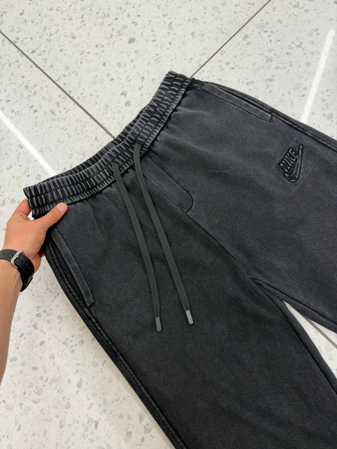 брюки джоггеры,брюки спортивные,спортивные штаны,серые спортивные штаны,мужские спортивные штаны