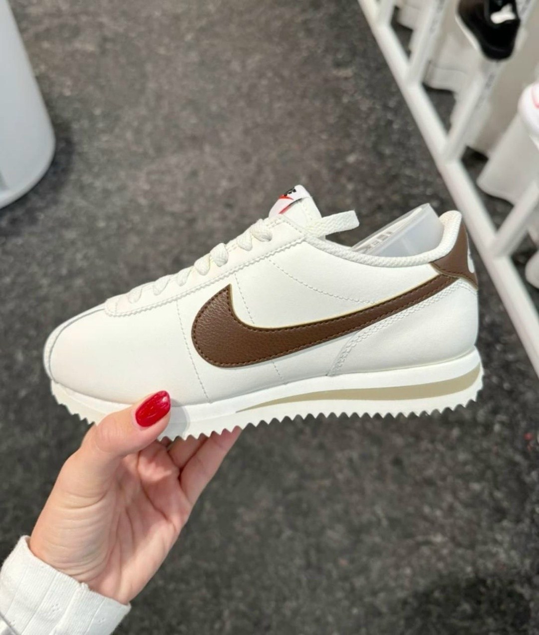 кроссовки nike cortez,кроссовки cortez коричневые nike,кроссовки nike classic cortez leather,nike cortez classic,кроссовки