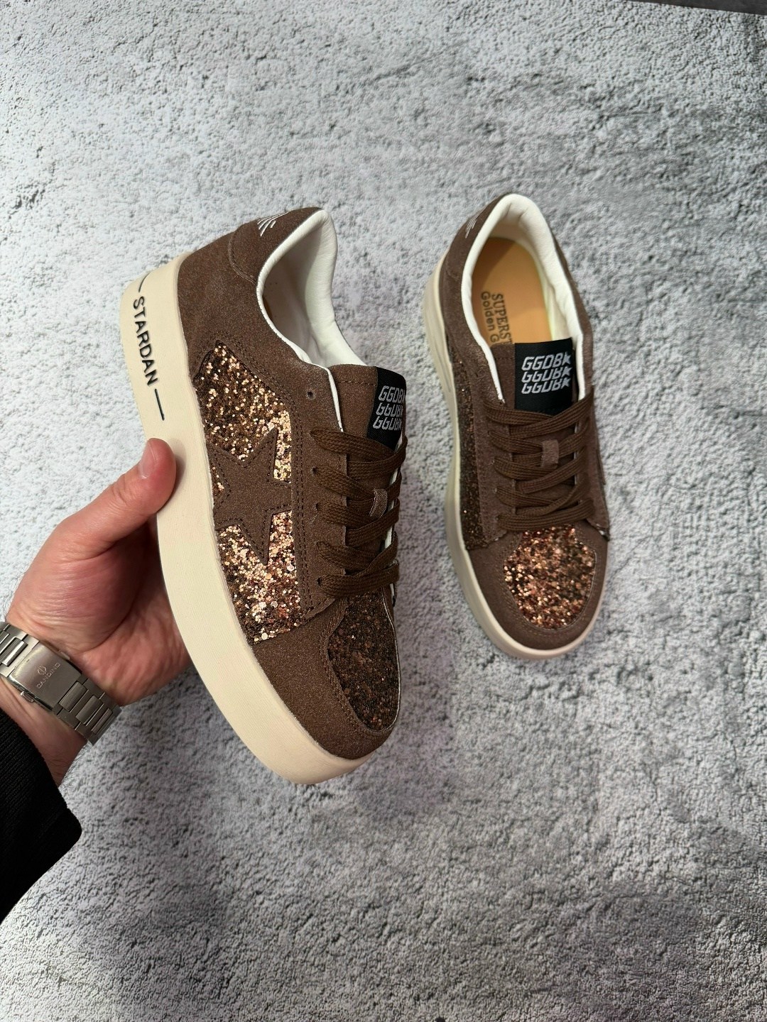 кроссовки golden goose с пайетками на платформе,кеды golden goose,golden goose кроссовки,кеды женские golden goose,кеды golden goose golden goose кеды golden goose