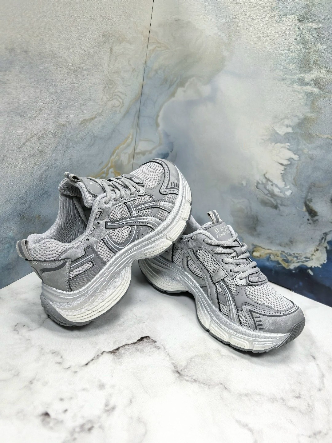 кроссовки,женские кроссовки,массивные кроссовки,повседневные кроссовки,оригинальные кроссовки