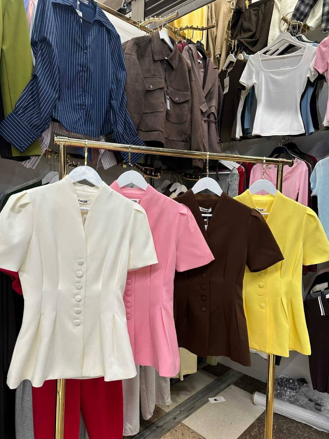 костюм юбка и пиджак,костюм женский с юбкой,элегантный костюм женский,стильное платье