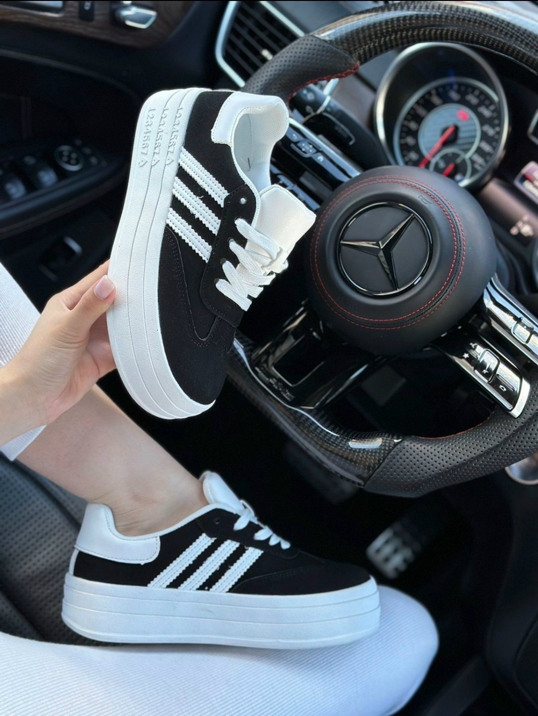 ,кроссовки женские,кроссовки adidas gazelle bold женские,женские кроссовки adidas gazelle bold black white,спортивная