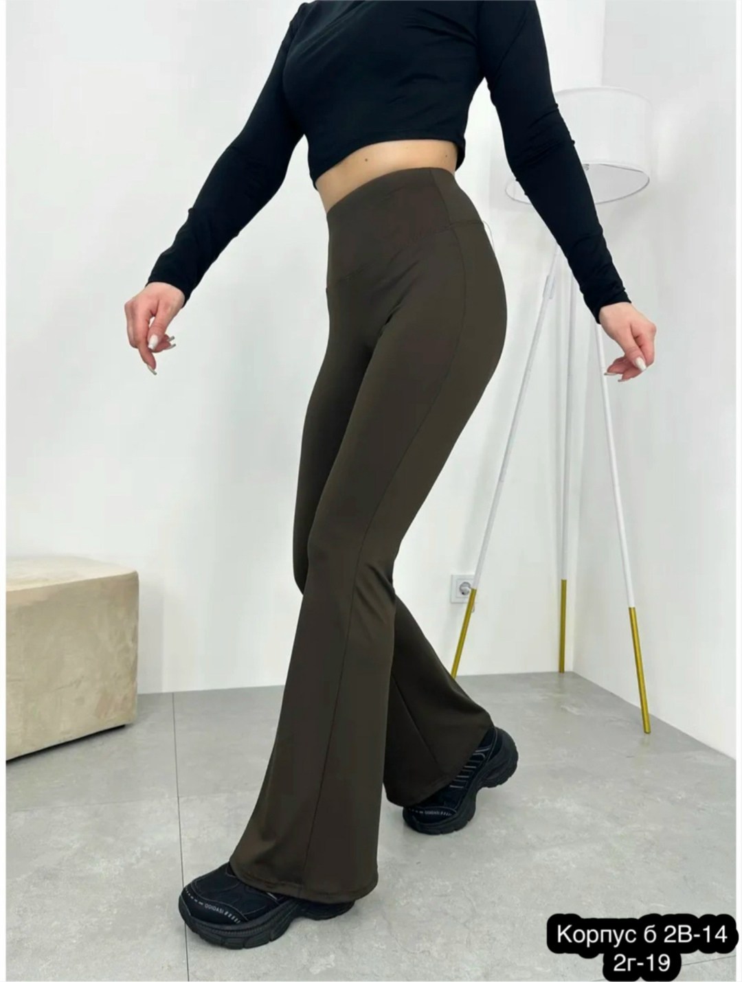 брюки женские-клеш,спортивные штаны клеш женские,брюки остин черные клеш женские,спортивные брюки клеш,леггинсы брюки клеш от колена mikmn
