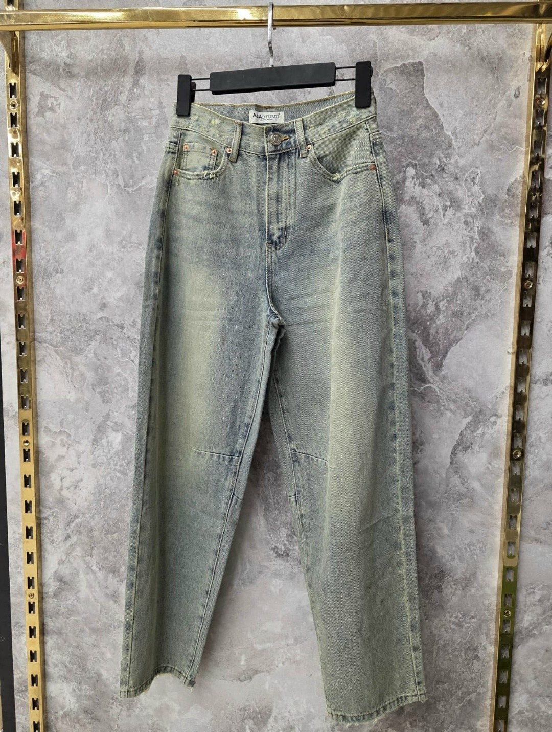 широкие джинсы,джинсы модные,женские широкие джинсы,женские джинсы,джинсы свободного кроя