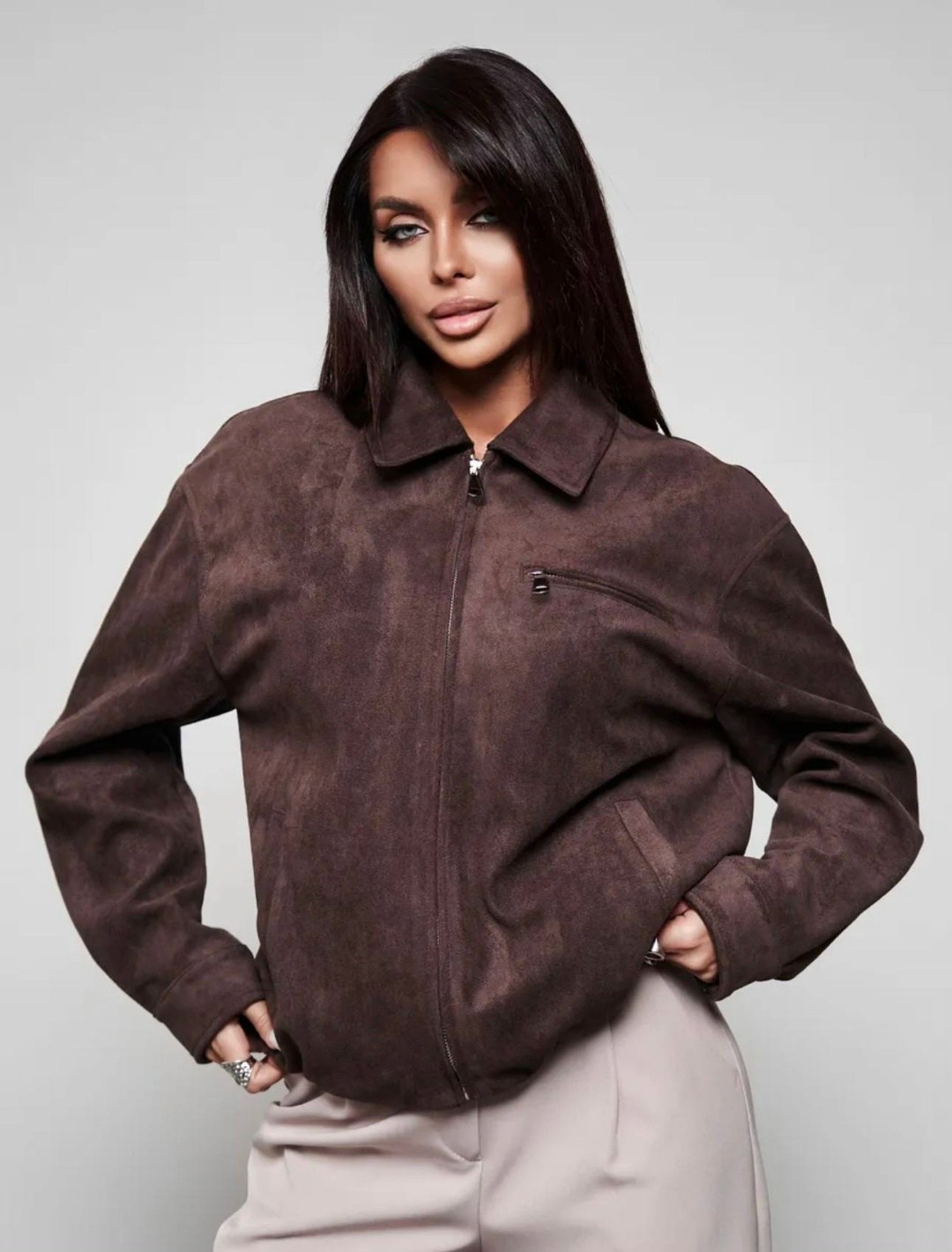 женская куртка бомбер из эко замши коричневого цвета,бомбер замшевый оверсайз ponto russo,куртка замшевая,бомбер укороченный оверсайз замшевый куртка рабочего тренд saint shine,куртка бомбер
