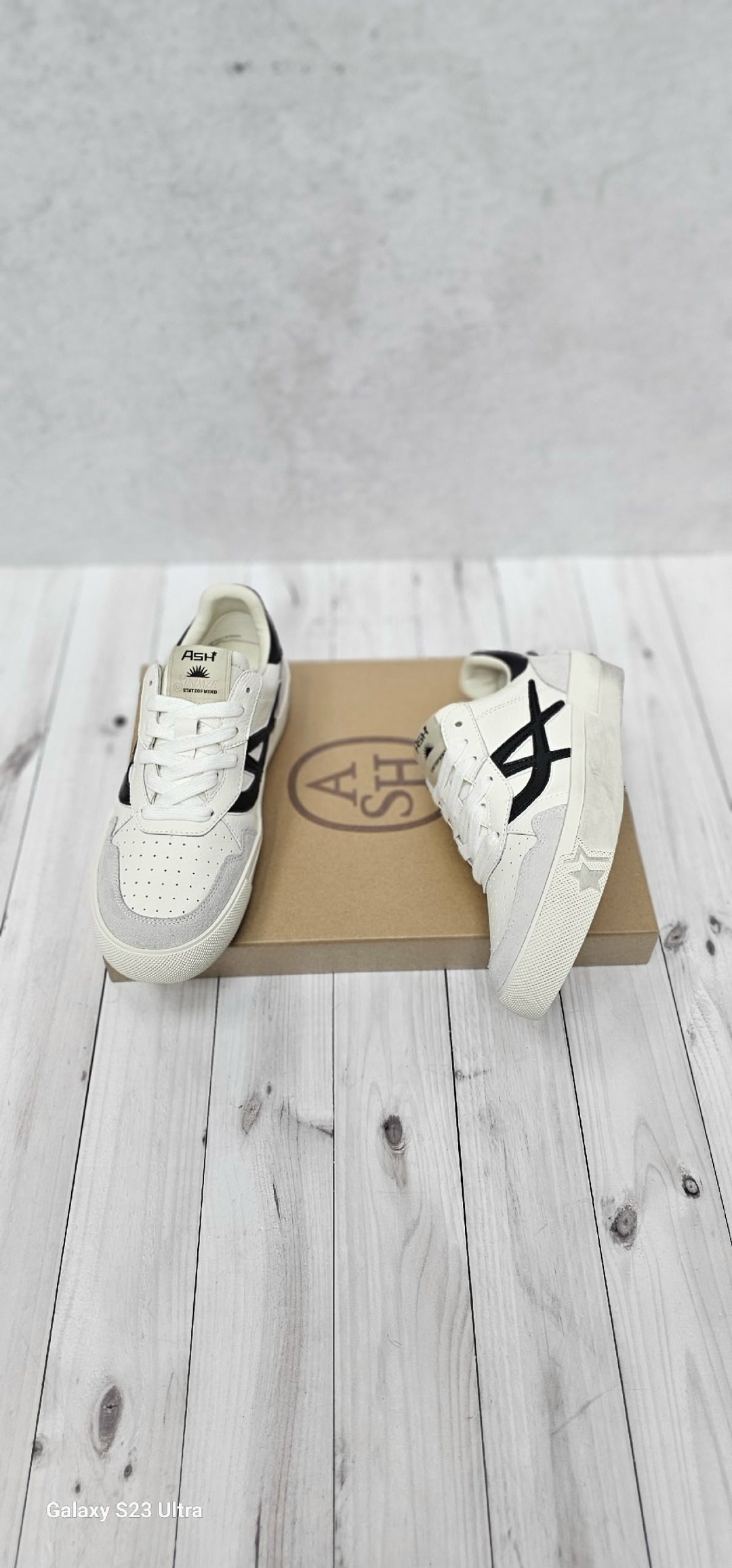 ,спортивные кроссовки,белые кроссовки,женские кроссовки,мужские кроссовки