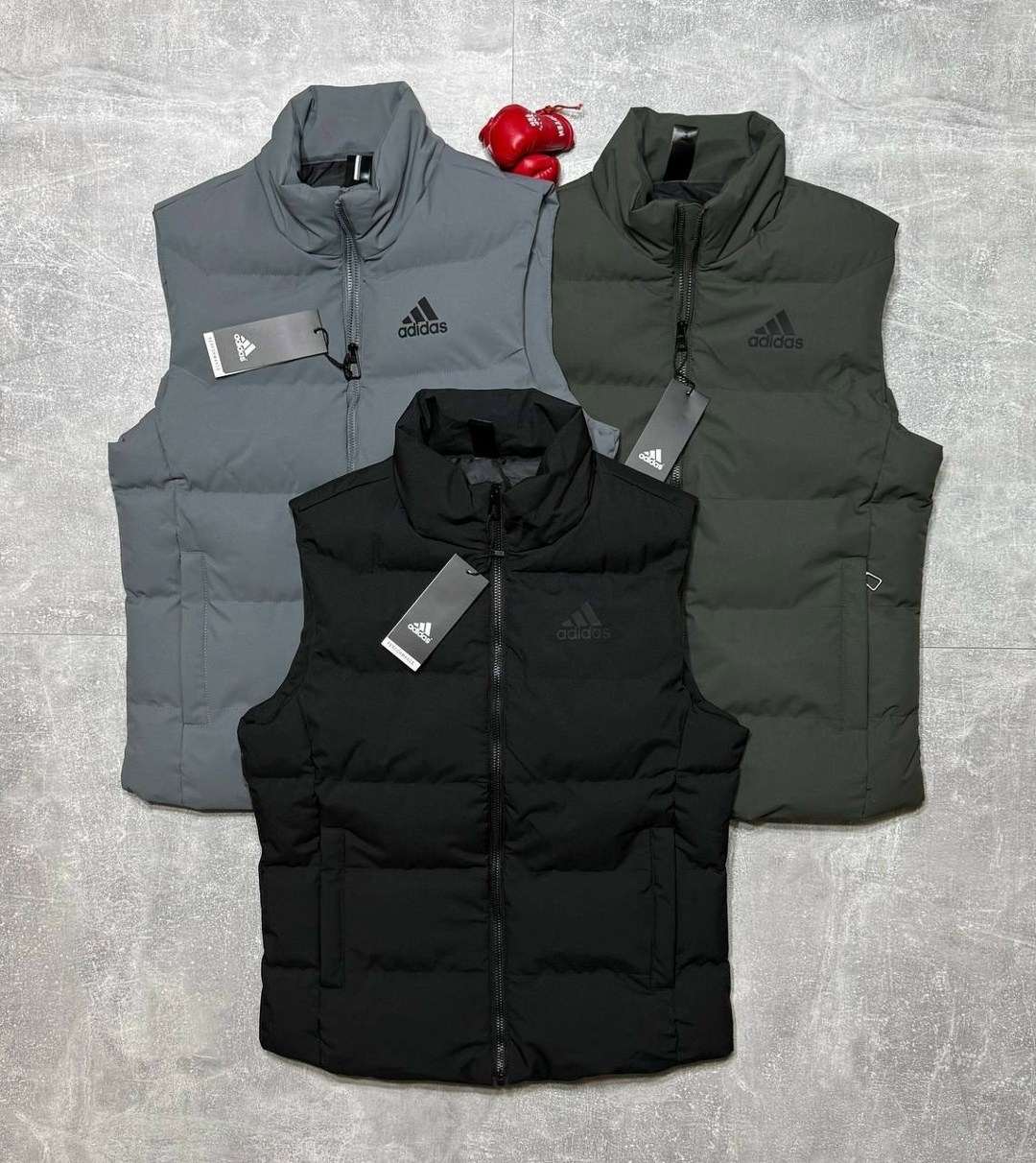жилет adidas,жилет утепленный adidas,жилетка adidas,жилетка адидас мужская адидас,жилет adidas sportswear adidas
