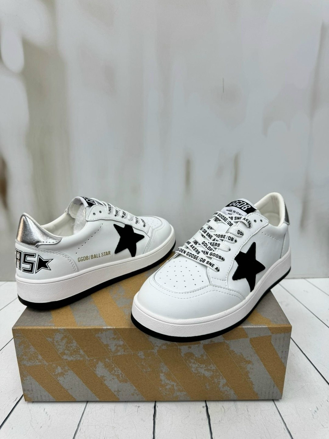 ,кроссовки со звездами,кроссовки кеды,кеды кристиан диор,кеды golden goose