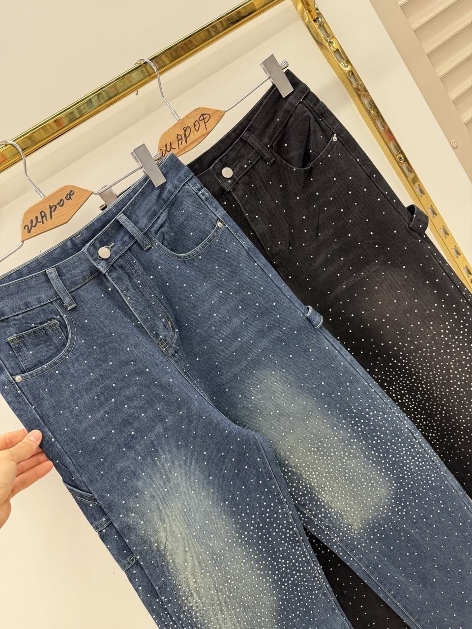 джинсы со стразами,джинсы со стразами женские,брюки джинсы,джинсы,широкие джинсы