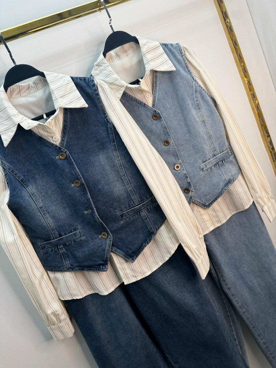 джинсовый жилет женский,джинсовый жилет,джинсовая жилетка,джинсовая блузка,жилет из джинсов