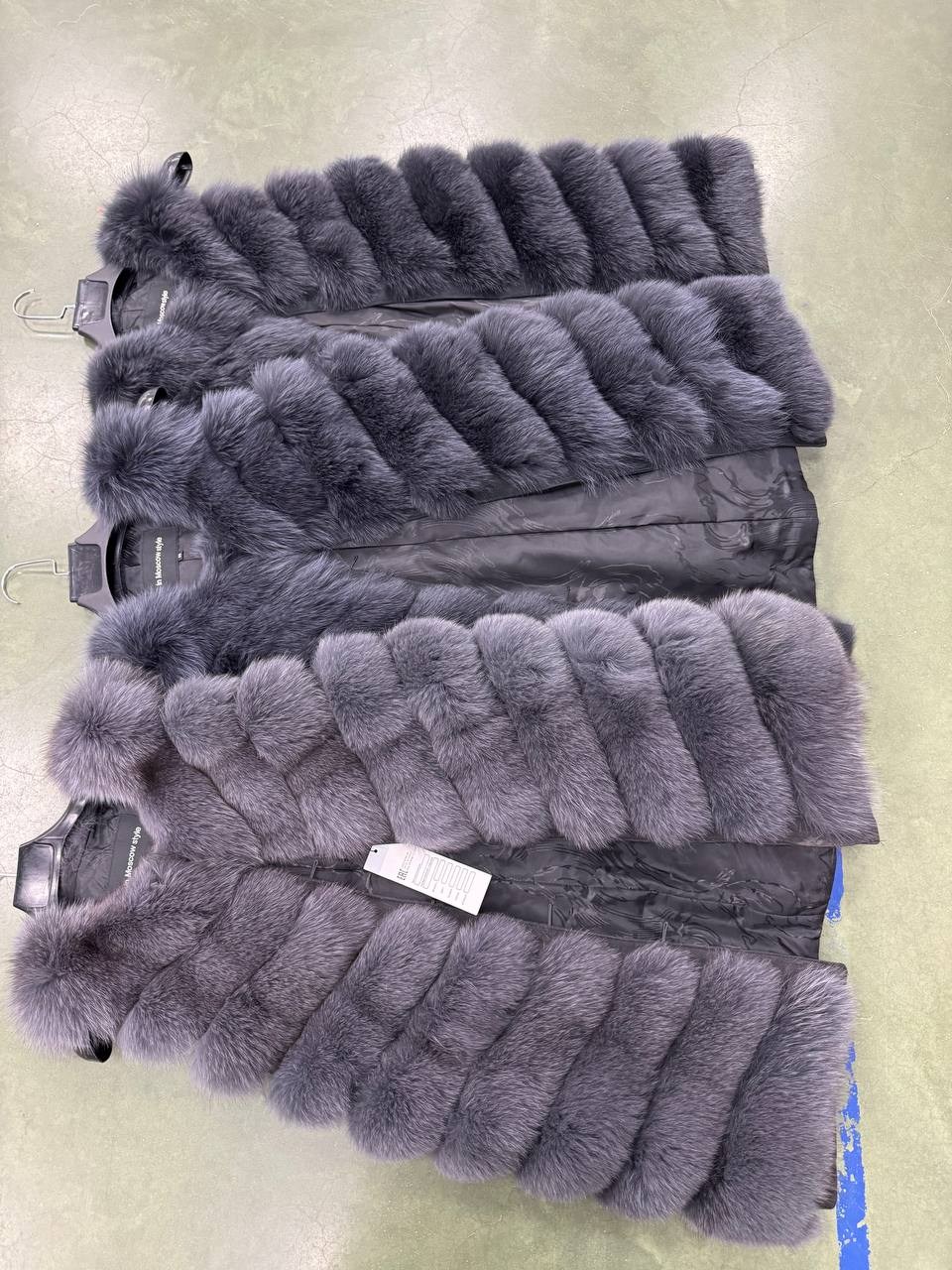 жилетка из песца,меховая жилетка,меховой жилет,жилет из песца,меховая жилетка из натурального меха для женщин