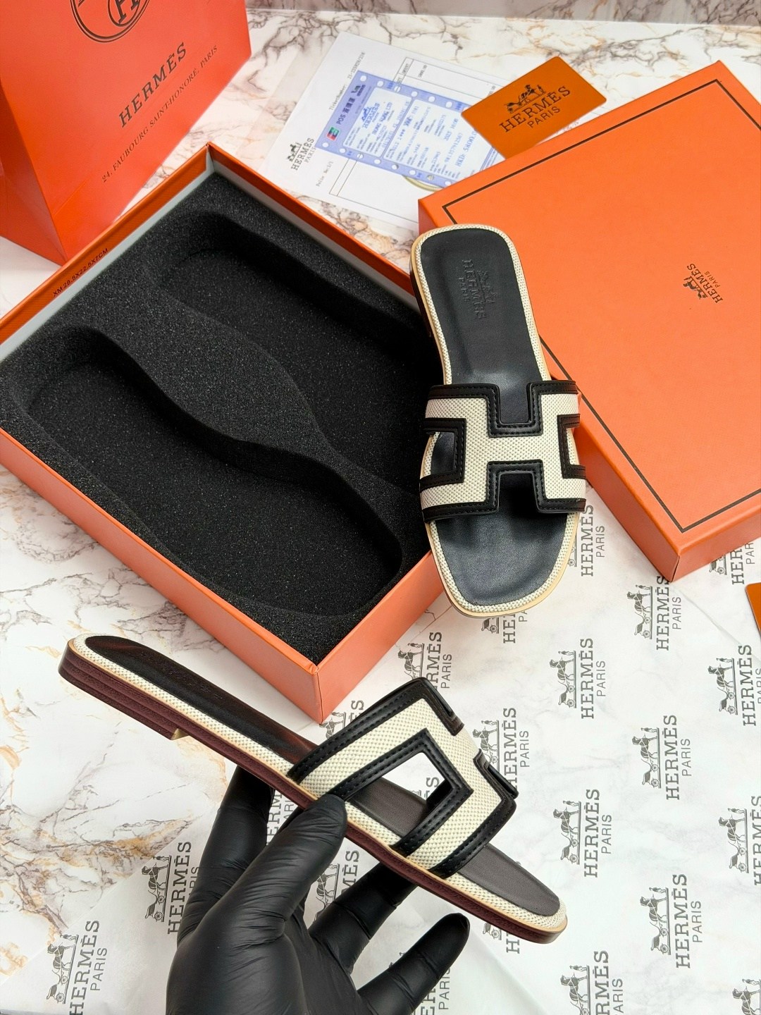 шлепанцы hermes,шлепки hermes женские,шлепки эрмес,шлепки эрмес оран,шлепки гермес