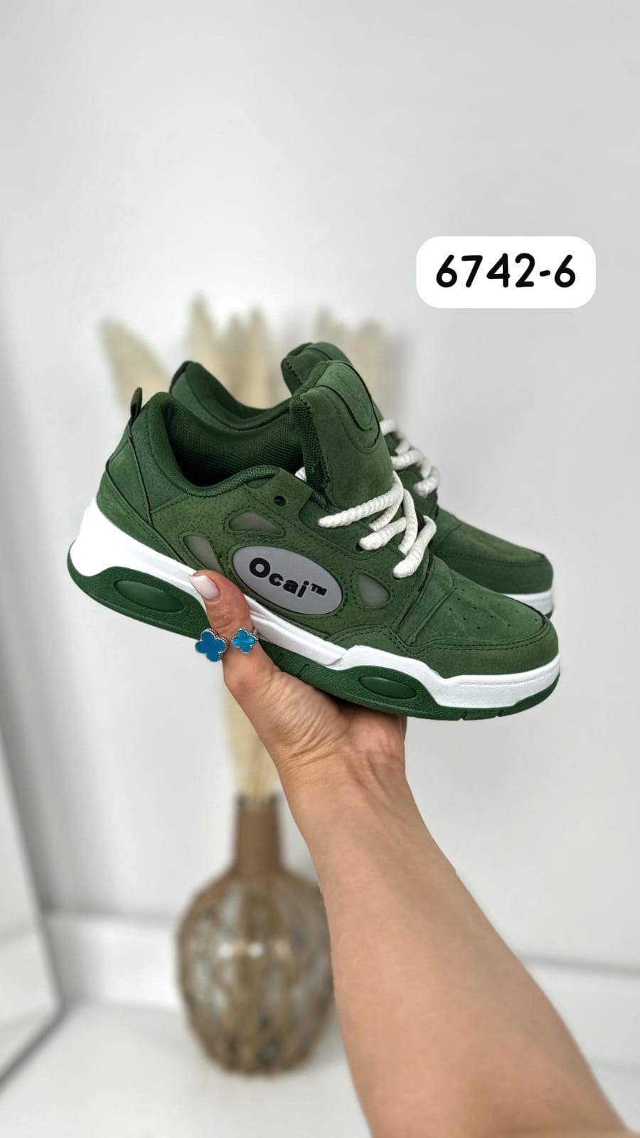 кроссовки женскиe,кроссовки,кроссовки эко,кроссовка,спортивная