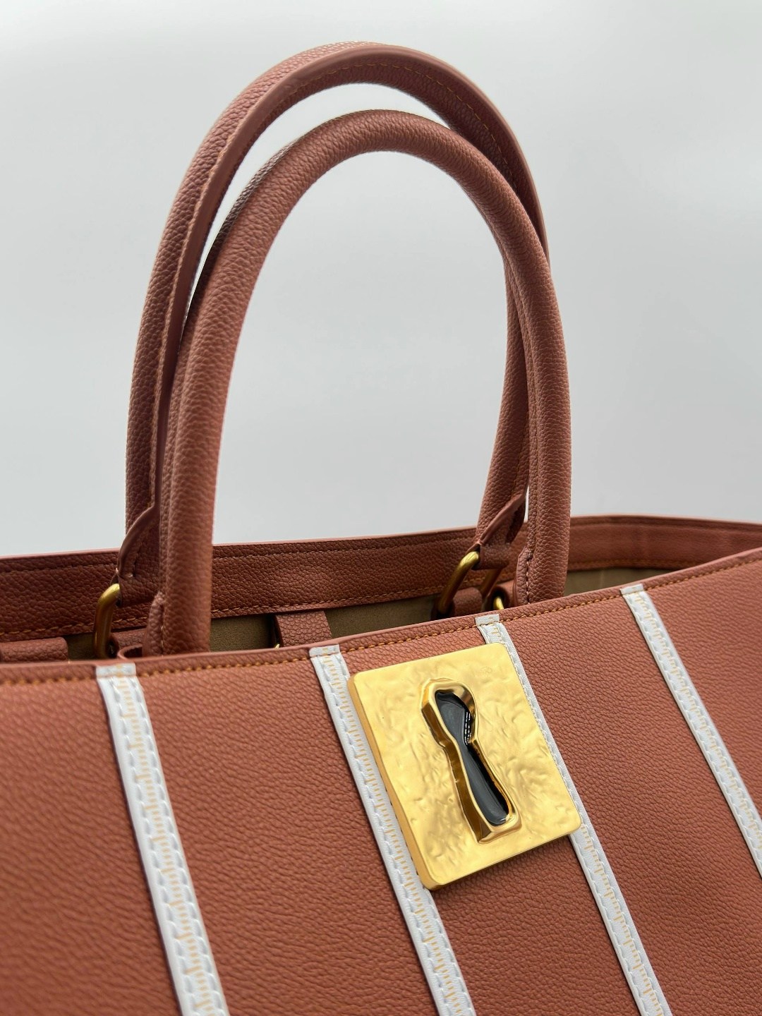 сумка,сумки женская,элегантная сумка,модная сумка,большие сумки