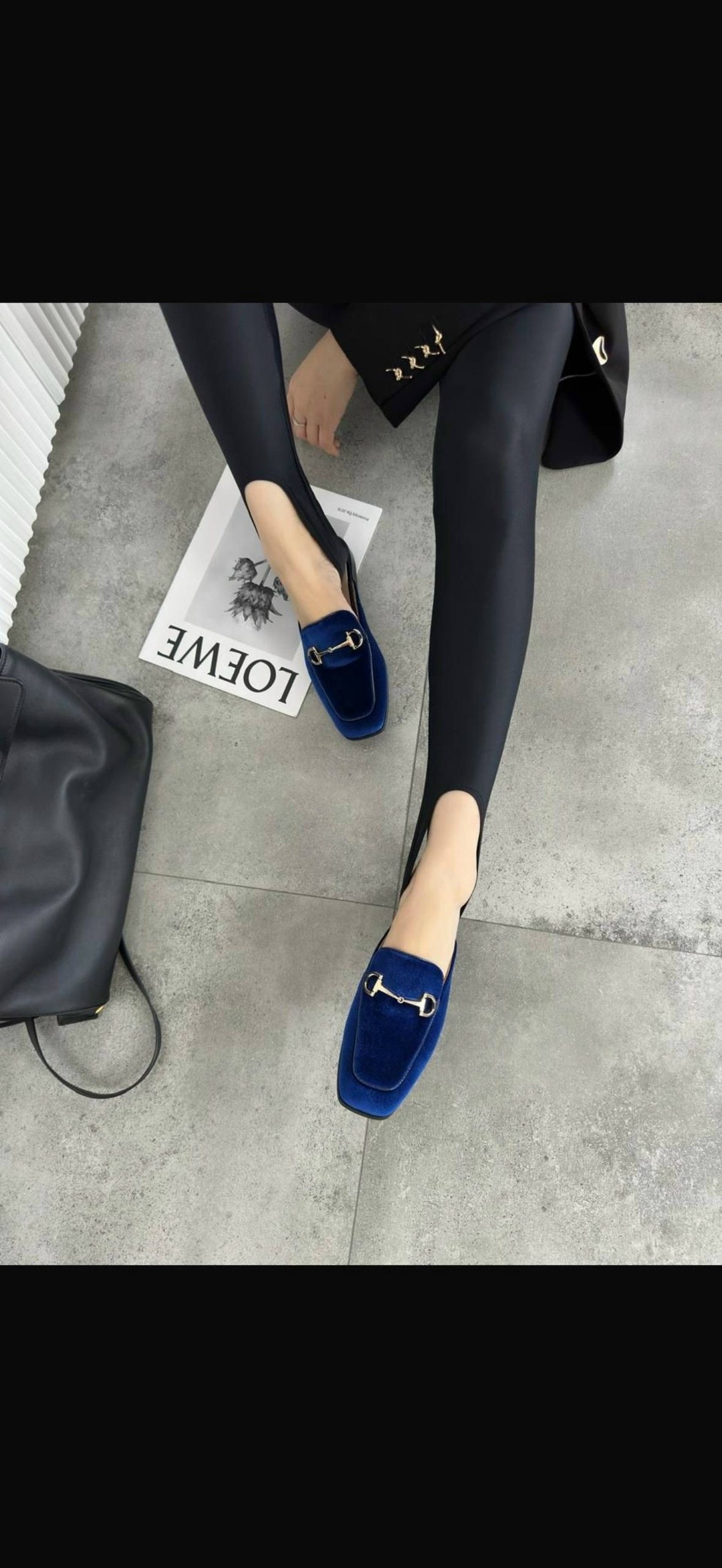 обувь женская,легинсы со штрипками,лоферы женские 2025 модные тренды,леггинсы со штрипками,лакированные лоферы