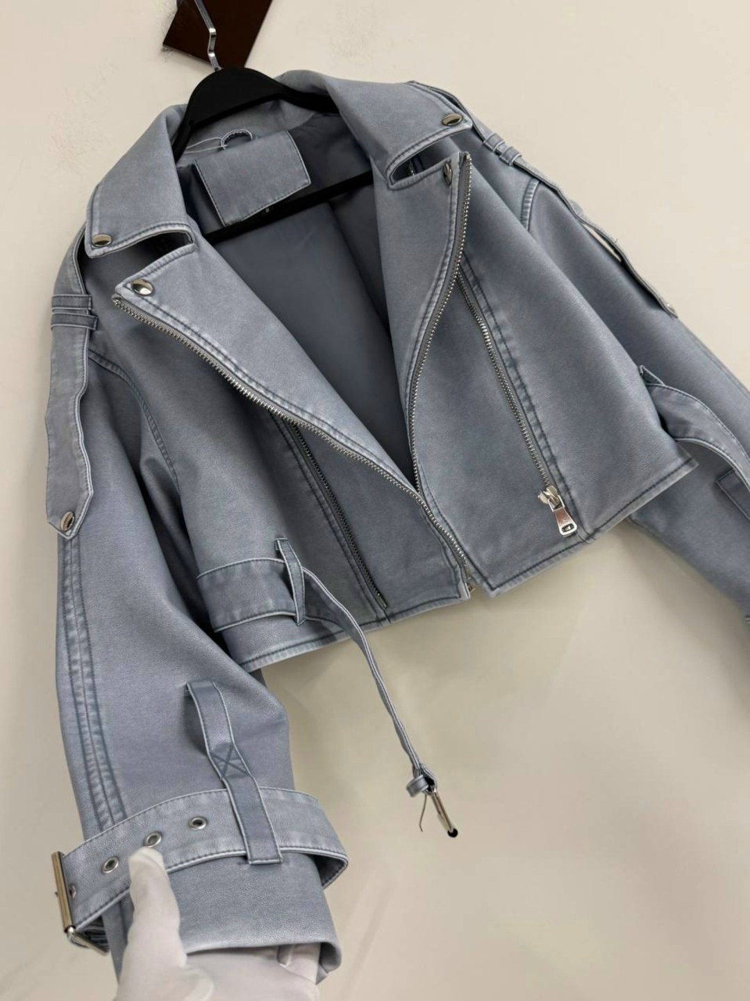 кожаная куртка косуха,куртка косуха,кожаная куртка,косуха винтажная кожаная куртка серая оверсайз mony,косуха кожаная женская куртка оверсайз демисезонная