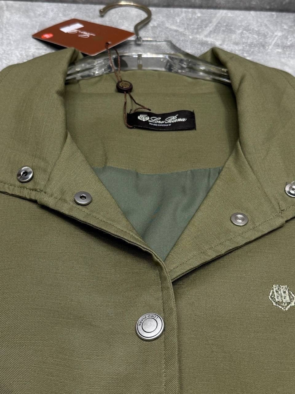 девушка,мода и стиль,стильная брошь,элегантный,стильное