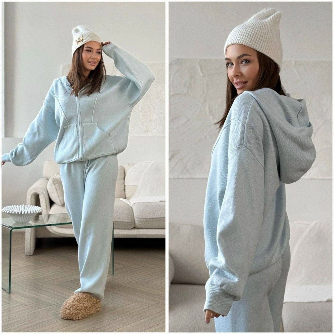 стильный трикотажный костюм,трикотажные костюмы,костюм стильный,костюм голубой,женские костюмы