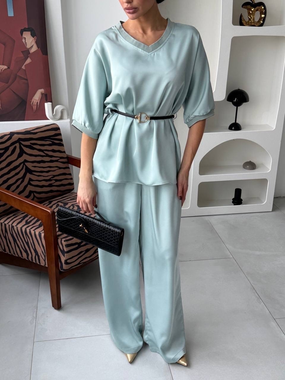 шелковый костюм в пижамном стиле с брюками shokh,шелковый костюм в пижамном стиле с брюками shokh 180097684,костюм с брюками,шелковый брючный костюм,костюм с брюками палаццо