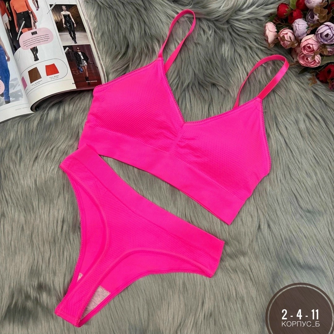 комплект женского нижнего белья,комплект нижнего белья,нижнее белье комплект топ трусы женское,женский топ нижнее белье,женская нижнее белье