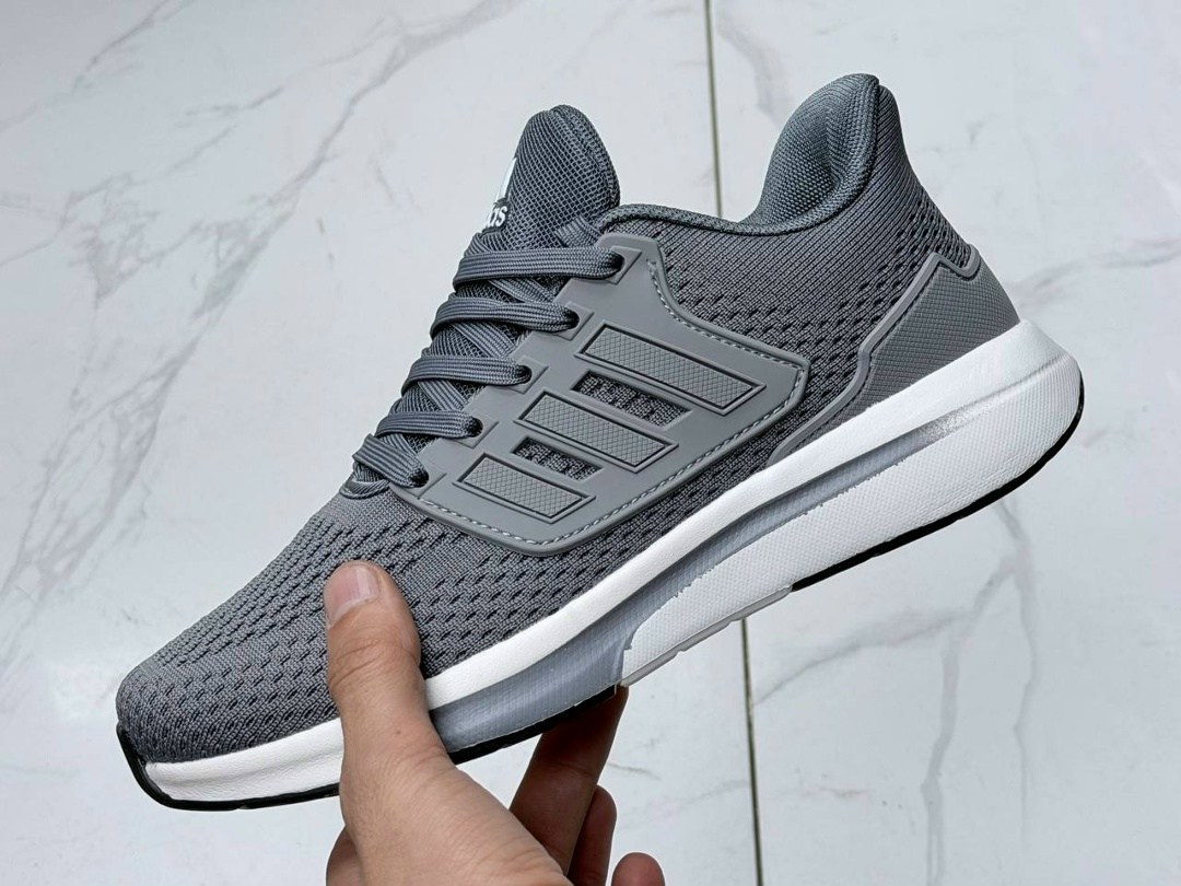 кроссовки adidas,дышащие кроссовки адидас,кроссовки женские дышащие адидас,кроссовки женские adidas,женские кроссовки adidas eq21