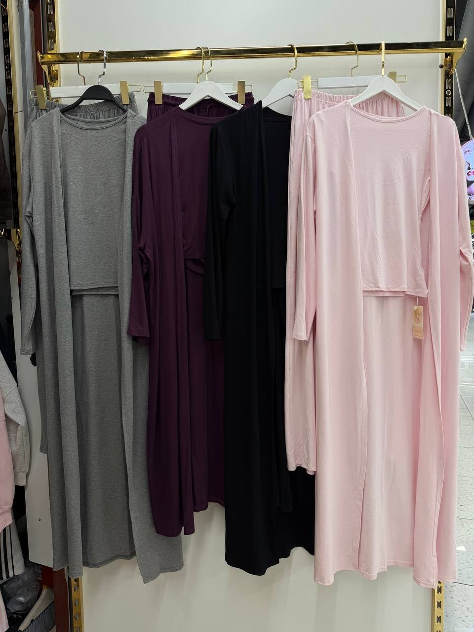 костюм повседневный,женский костюм,костюм с абаей,стильные наряды,летние костюмы