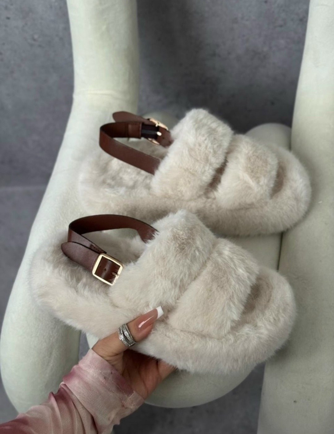 меховые тапочки для улицы женские,тапочки меховые,тапочки женские меховые,домашние пушистые тапочки,