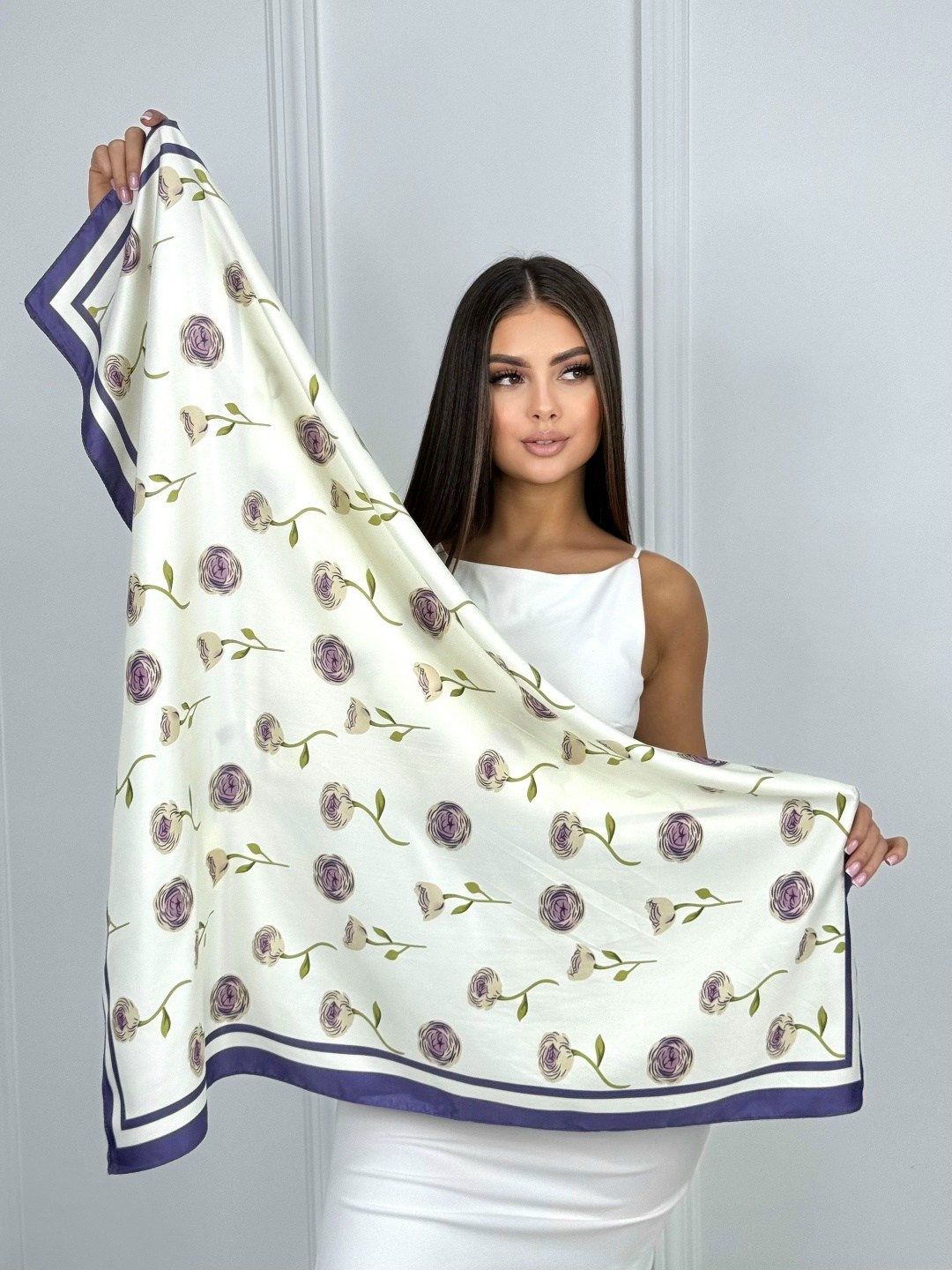 платок женский шелковый,платки шелковые,женские платки,платки шелковый на голову и шею,платок