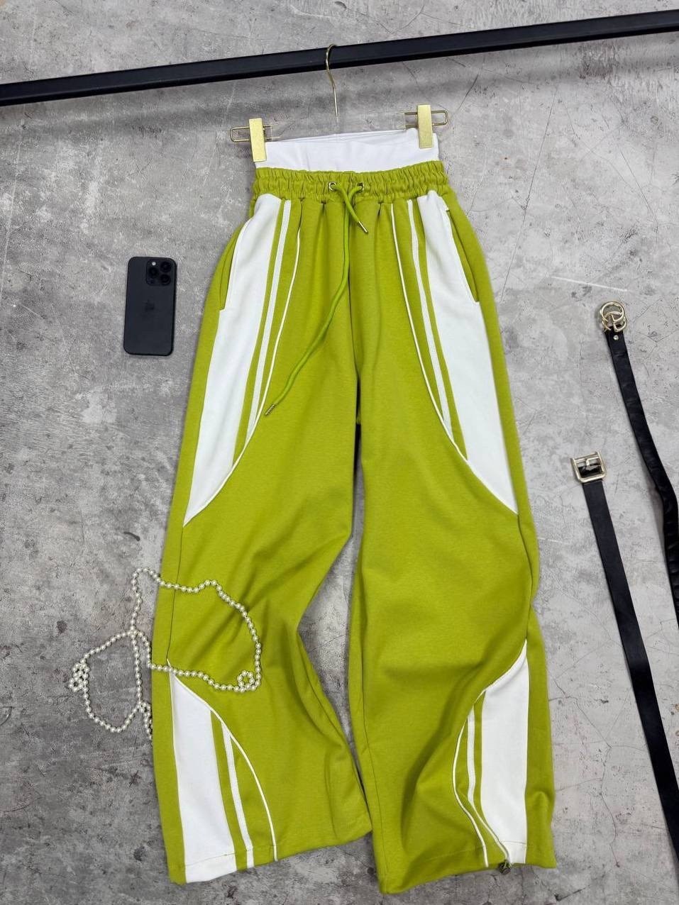 спортивные штаны,спортивные брюки,модные брюки,широкие брюки,штаны спортивные широкие