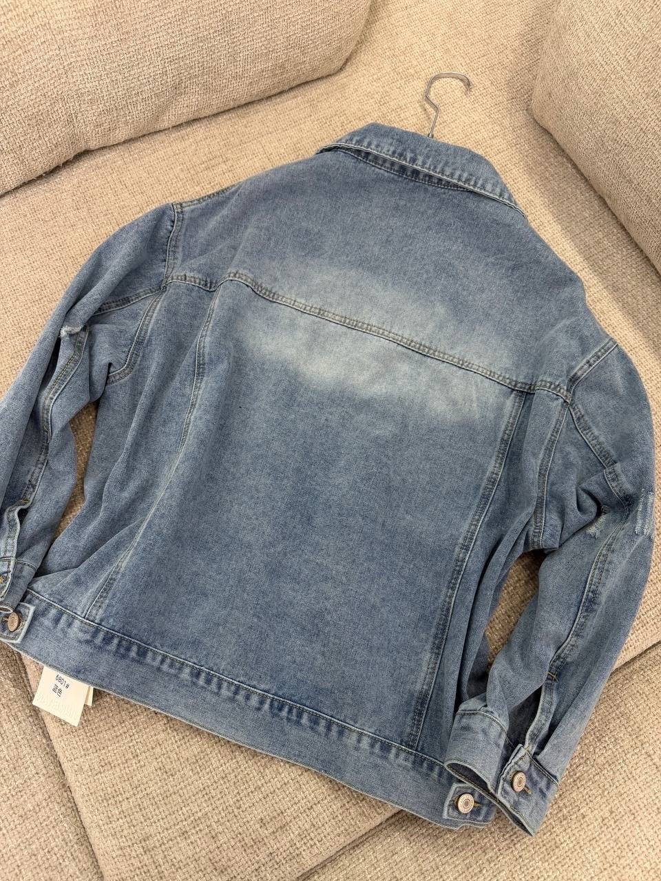 джинсовая женская куртка оверсайз,джинсовая куртка оверсайз charm_shop,джинсовая куртка женская,джинсовая куртка женская оверсайз джинсовка,джинсовая куртка