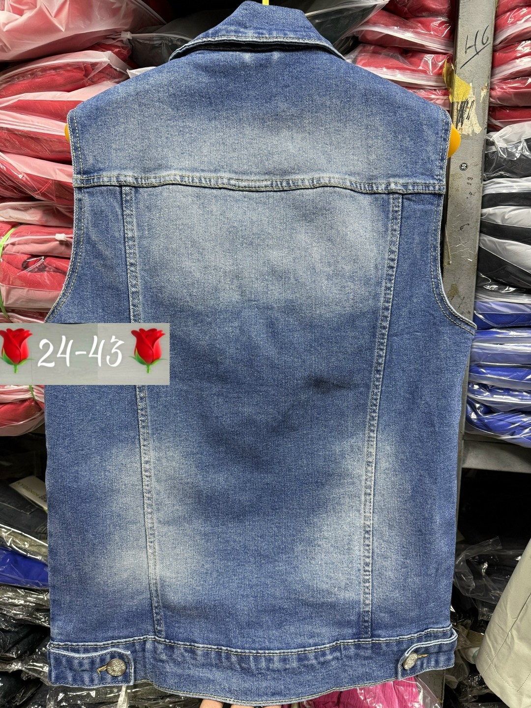 джинсовая жилетка остин,джинсовый жилет,джинсовая жилетка,джинсовая безрукавка,женский джинсовый жилет