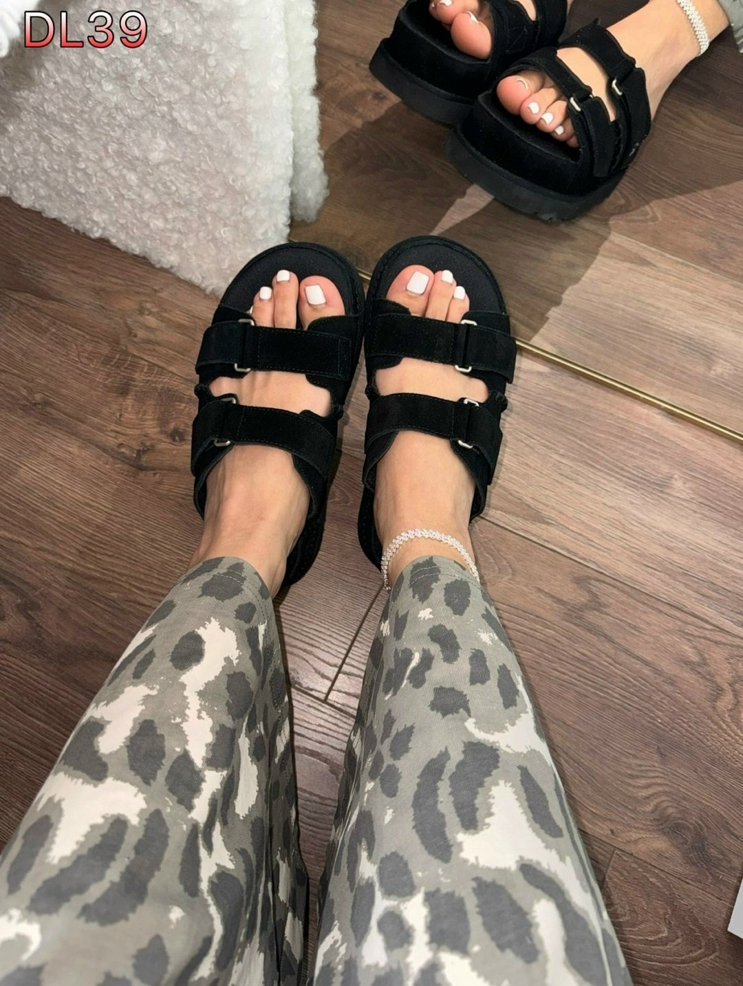 ,сандалии ugg,босоножки ugg,босоножки cандалии,босоножки замшевые