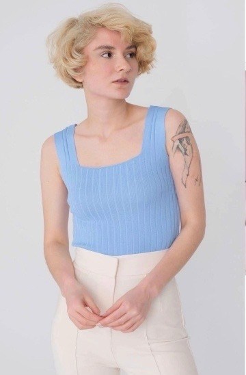 топ женский,топ женская майка,кроп топы,майка женская,топы и майки