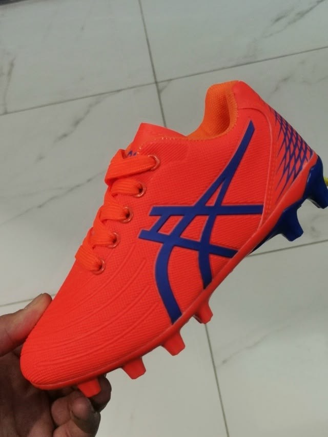 футбольная бутса,детские бутсы,футбольные бутсы nike mercurial,футбольные бутсы найк,бутсы для футбола