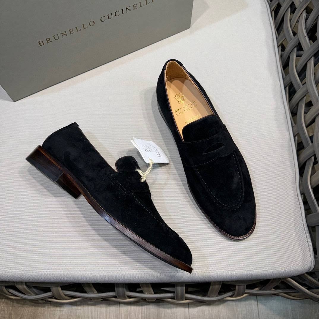 замшевые лоферы brunello cucinelli,лоферы brunello cucinelli,лоферы мужские loro piana,,замшевые лоферы с кисточками brunello cucinelli